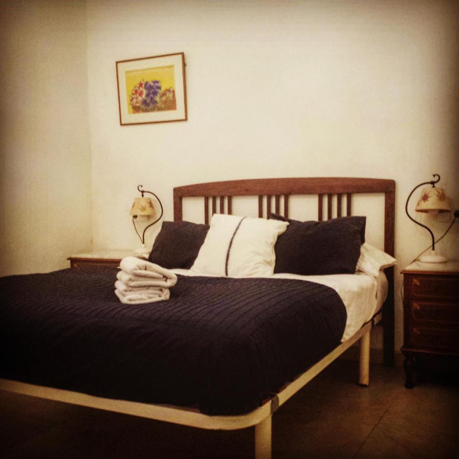 Sa Madona De Sa Pleta Bed & Breakfast Muro Bagian luar foto